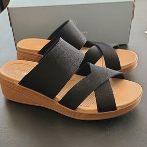 Bzees Black and Tan Slide Sandals